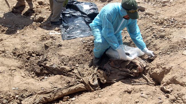 Iraq exhumes 470 bodies from Tikrit mass graves; Massacre see the ISIS terrorists executing more than 1,700 army cadet